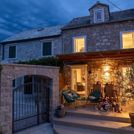 Nona VI - Boutique Stone House Villa Bol Exterior photo